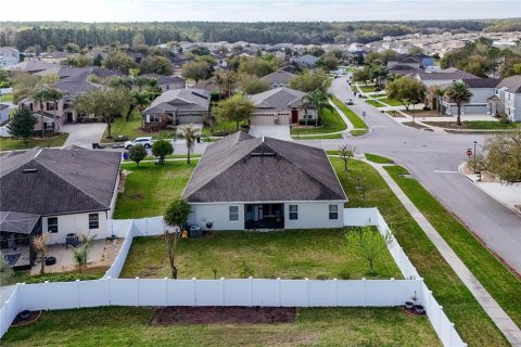 House in Mount Dora, Florida 4 bedrooms, 225.75 sq.m. № 2199441 - photo 21