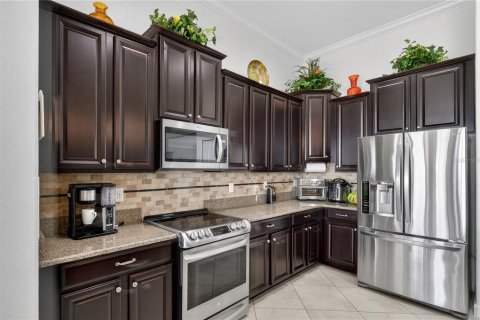 House in Mount Dora, Florida 4 bedrooms, 225.75 sq.m. № 2199441 - photo 7