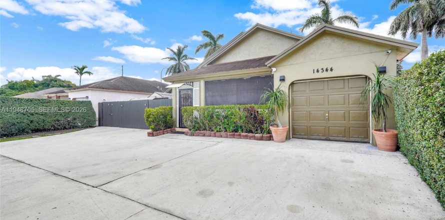 Villa ou maison à Miami, Floride 3 chambres, 131.92 m2 № 2004813