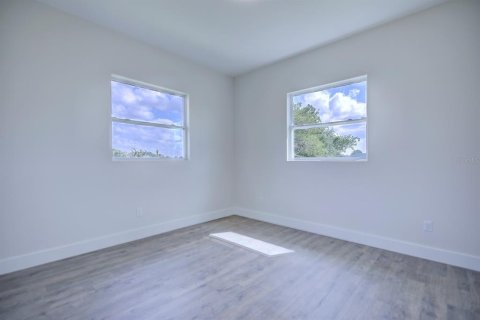 House in Sebring, Florida 3 bedrooms, 207.17 sq.m. № 1650815 - photo 28