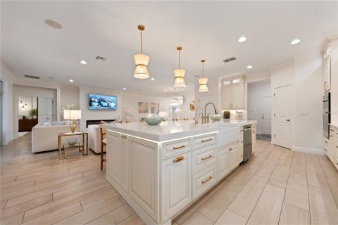 Villa ou maison à vendre à Howey-in-the-Hills, Floride: 5 chambres, 272.95 m2 № 2408510 - photo 12
