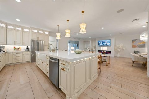 Villa ou maison à vendre à Howey-in-the-Hills, Floride: 5 chambres, 272.95 m2 № 2408510 - photo 11