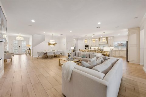 Villa ou maison à vendre à Howey-in-the-Hills, Floride: 5 chambres, 272.95 m2 № 2408510 - photo 5