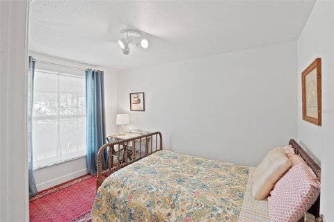 House in Tarpon Springs, Florida 3 bedrooms, 88.26 sq.m. № 1613815 - photo 17