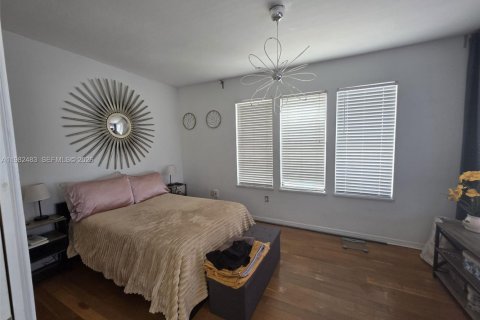 Condominio en alquiler en Miami Beach, Florida, 45.52 m2 № 2049208 - foto 7