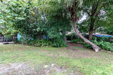 Propiedad comercial en venta en Miami, Florida, 214.79 m2 № 2439826 - foto 19