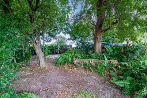 Propiedad comercial en venta en Miami, Florida, 214.79 m2 № 2439826 - foto 21