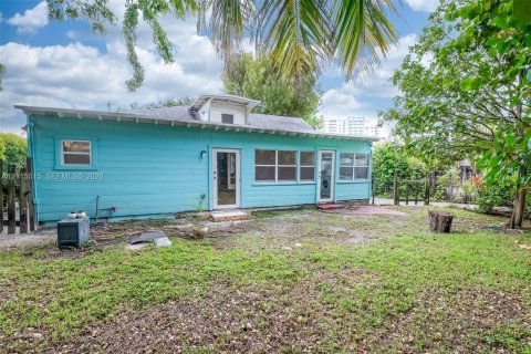 Propiedad comercial en venta en Miami, Florida, 214.79 m2 № 2439826 - foto 22