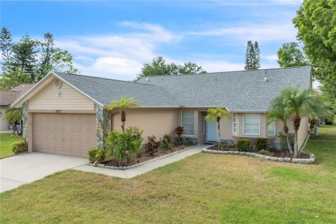 House in Clearwater, Florida 3 bedrooms, 151.52 sq.m. № 1846375 - photo 3