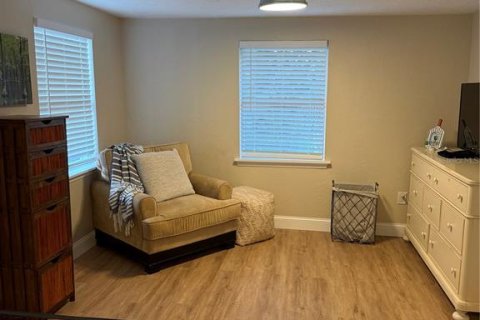 Villa ou maison à louer à Sarasota, Floride: 2 chambres, 93.65 m2 № 2214968 - photo 10
