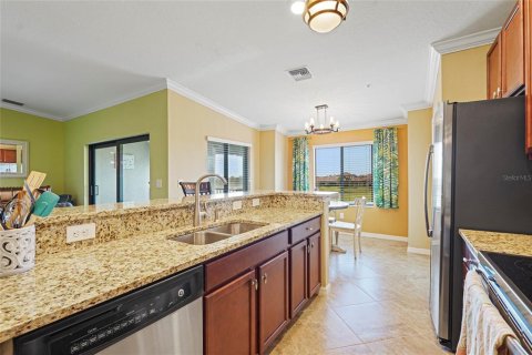 Condo in Bradenton, Florida, 2 bedrooms in LAKEWOOD NATIONAL  № 1735280 - photo 17
