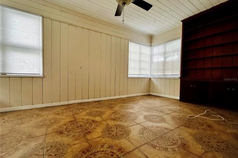 House in Saint Petersburg, Florida 4 bedrooms, 168.15 sq.m. № 1609977 - photo 10