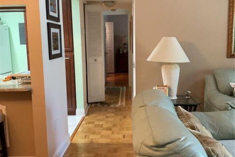 Copropriété à vendre à Palm Harbor, Floride: 2 chambres, 90.95 m2 № 2150931 - photo 5