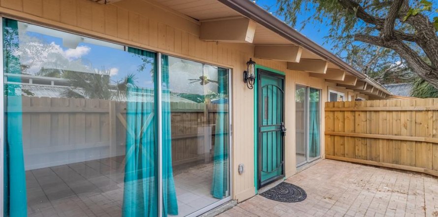 Condominio en Sarasota, Florida, 2 dormitorios  № 1755535