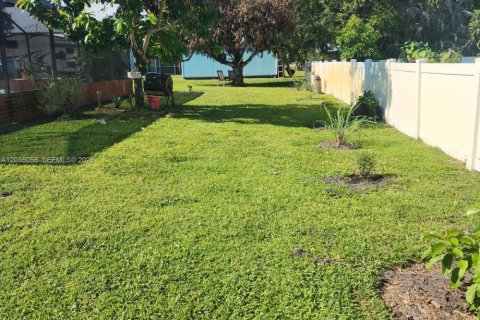 Casa en alquiler en St. Lucie, Florida, 4 dormitorios, 241.27 m2 № 2088247 - foto 22