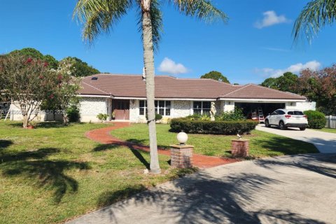 Casa en alquiler en St. Lucie, Florida, 4 dormitorios, 241.27 m2 № 2088247 - foto 19