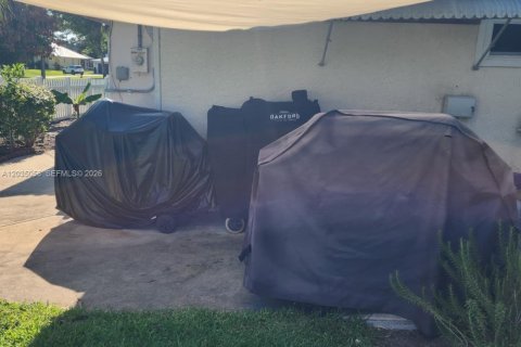 Casa en alquiler en St. Lucie, Florida, 4 dormitorios, 241.27 m2 № 2088247 - foto 26