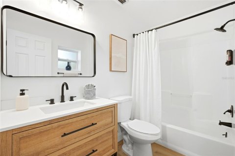 Купить виллу или дом в Клируотер, Флорида 8 комнат, 118.45м2, № 2149703 - фото 15