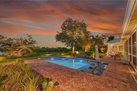 House in Punta Gorda, Florida 3 bedrooms, 306.58 sq.m. № 2105127 - photo 5