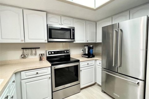 Купить кондоминиум в Пунта-Горда, Флорида 8 комнат, 124.02м2, № 1843506 - фото 8