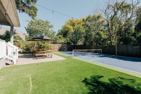 Villa ou maison à louer à Tampa, Floride: 5 chambres, 163.42 m2 № 2408268 - photo 7