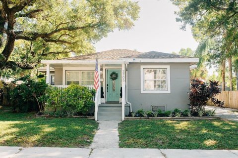 Villa ou maison à louer à Tampa, Floride: 5 chambres, 163.42 m2 № 2408268 - photo 8