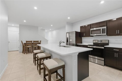 Touwnhouse à vendre à New Port Richey, Floride: 3 chambres, 151.62 m2 № 2151051 - photo 12