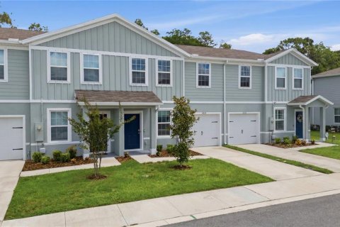 Touwnhouse à vendre à New Port Richey, Floride: 3 chambres, 151.62 m2 № 2151051 - photo 2
