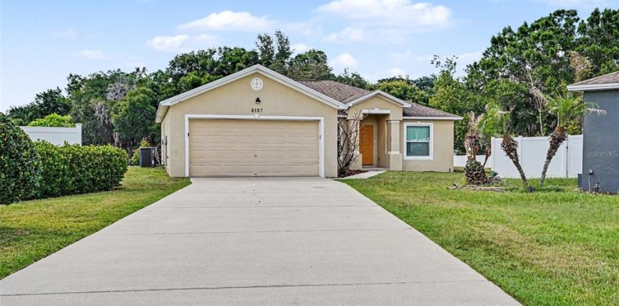 Villa ou maison à Lakeland, Floride 3 chambres, 131.18 m2 № 2126666