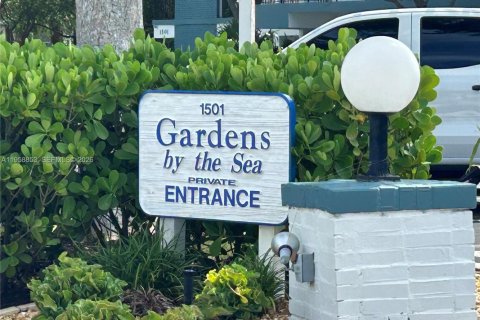 Снять в аренду кондоминиум в Лодердейл-бай-те-Си, Флорида 1 спальня, 78.97м2, № 2017574 - фото 4