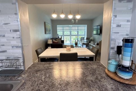 Снять в аренду кондоминиум в Лодердейл-бай-те-Си, Флорида 1 спальня, 78.97м2, № 2017574 - фото 22