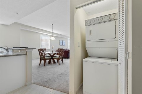 Condo in Palm Coast, Florida, 2 bedrooms  № 1124764 - photo 22