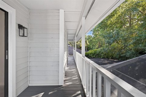 House in Tampa, Florida 4 bedrooms, 206.8 sq.m. № 1805788 - photo 29