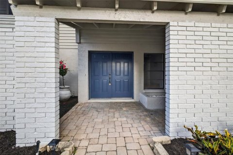 House in Tampa, Florida 4 bedrooms, 206.8 sq.m. № 1805788 - photo 3