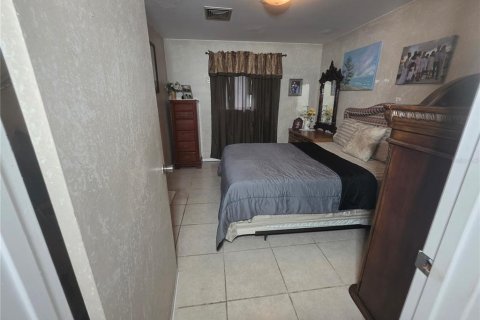 House in Lakeland, Florida 8 bedrooms, 780.01 sq.m. № 2345029 - photo 22