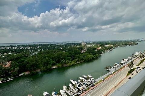 Купить кондоминиум в Майами-Бич, Флорида 45.62м2, № 2088679 - фото 2