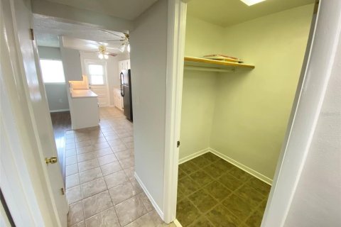 Condominio en alquiler en Orlando, Florida, 1 dormitorio, 59.83 m2 № 2096543 - foto 15