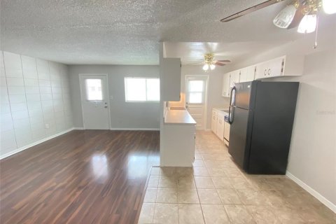 Condominio en alquiler en Orlando, Florida, 1 dormitorio, 59.83 m2 № 2096543 - foto 4
