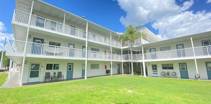 Condominio en Orlando, Florida, 1 dormitorio № 2096543