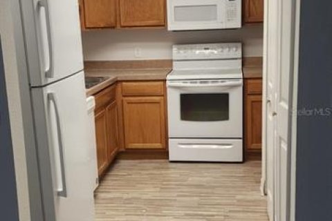 Apartamento en alquiler en Kissimmee, Florida, 4 dormitorios, 115.66 m2 № 1815470 - foto 12