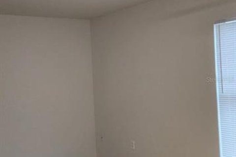Apartamento en alquiler en Kissimmee, Florida, 4 dormitorios, 115.66 m2 № 1815470 - foto 10