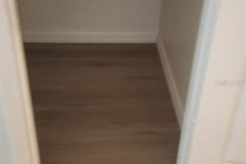 Apartamento en alquiler en Kissimmee, Florida, 4 dormitorios, 115.66 m2 № 1815470 - foto 5