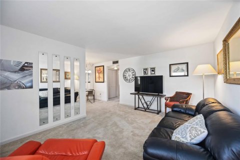 Condo in Venice, Florida, 1 bedroom  № 1524410 - photo 8