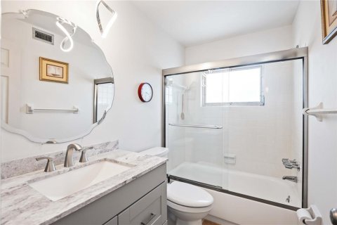 Condo in Venice, Florida, 1 bedroom  № 1524410 - photo 18