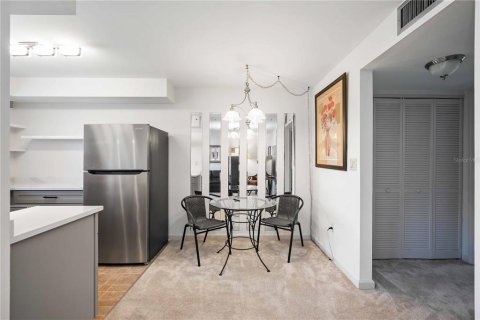 Condo in Venice, Florida, 1 bedroom  № 1524410 - photo 11