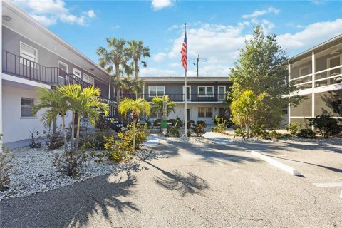 Condo in Venice, Florida, 1 bedroom  № 1524410 - photo 3