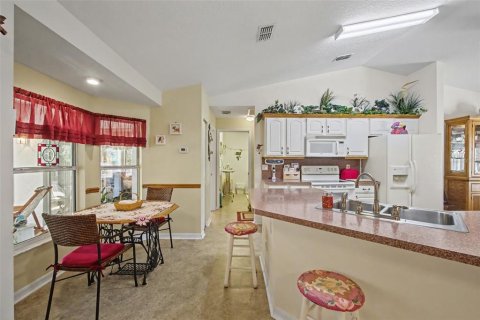 Villa ou maison à vendre à Ocala, Floride: 3 chambres, 165.18 m2 № 2142852 - photo 10
