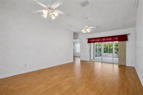 Villa ou maison à vendre à Ocala, Floride: 3 chambres, 165.18 m2 № 2142852 - photo 4