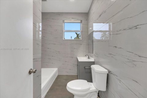 Купить виллу или дом в Майами, Флорида 3 спальни, 150.13м2, № 2167975 - фото 18