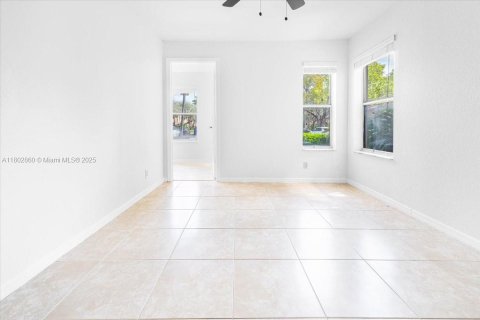 Condo in Margate, Florida, 2 bedrooms  № 1864404 - photo 18